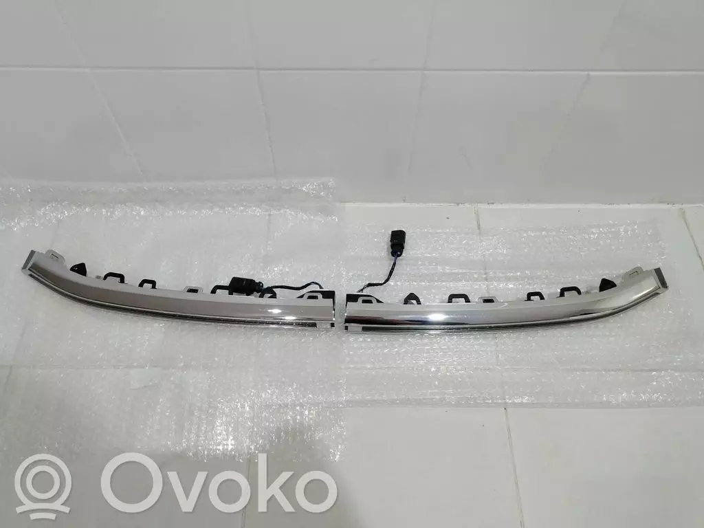 Volkswagen T-Roc 2024 Lampa przednia TPNV021040