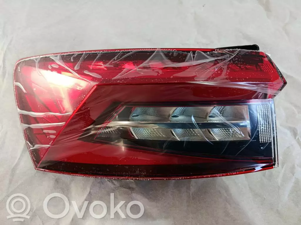 Skoda Kodiaq 2023 Lampa tylna 565945207A