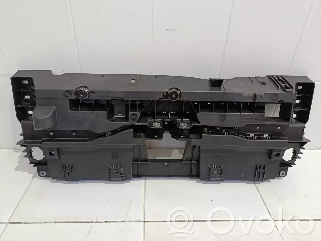 Volkswagen ID.7 2023 Pas przedni 14A805563A